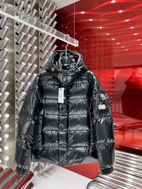 Moncler Maya 70e anniversaire édition spéciale courte doudoune noir