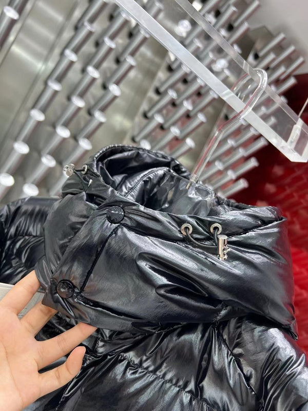 Moncler Maya 70e anniversaire édition spéciale courte doudoune noir