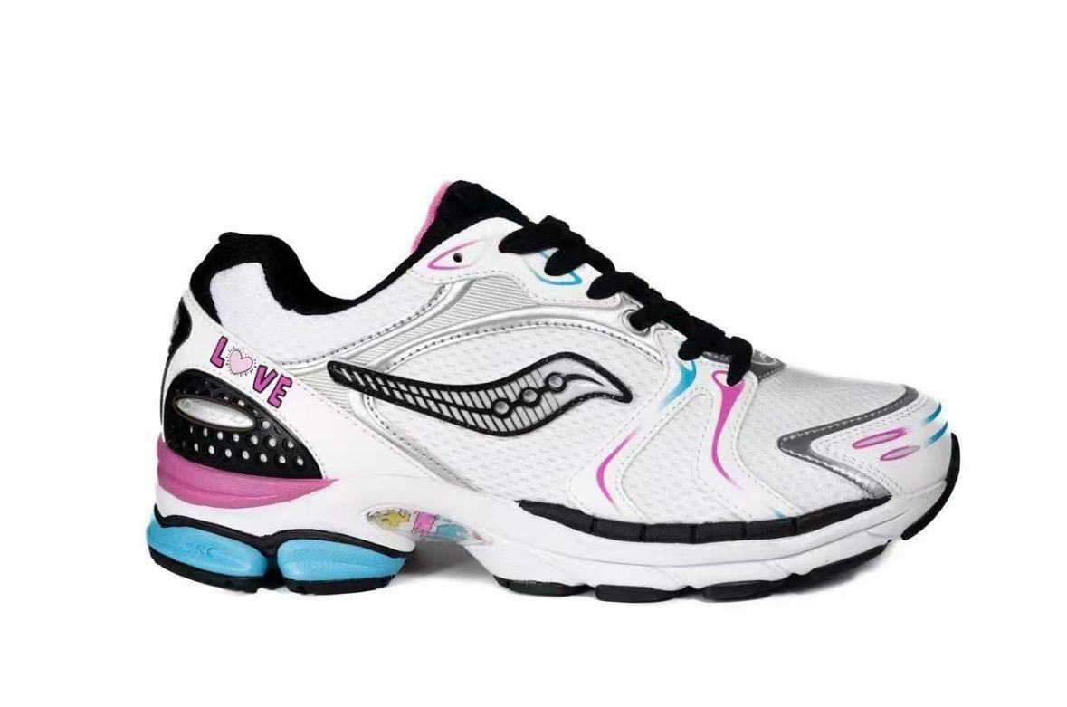 Saucony Triumph 4 Lightwave