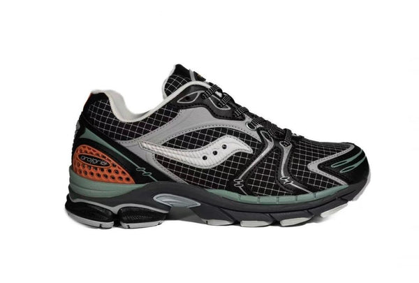 Saucony Triumph 4 Noir Orange Kaki