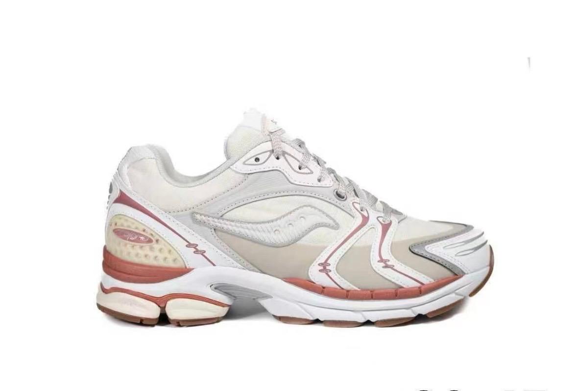 Saucony Triumph 4 Velvet Down