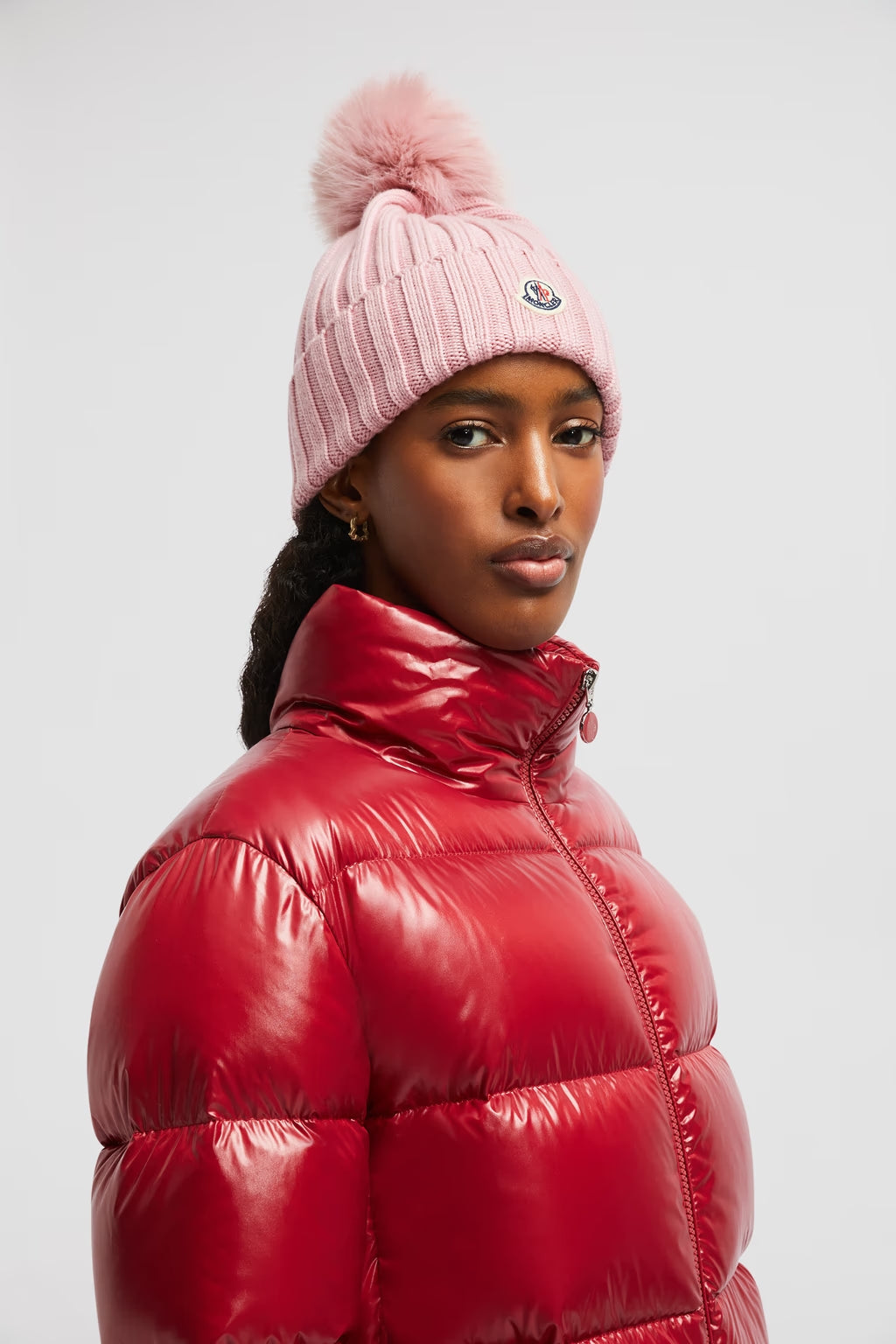 Bonnet en laine avec pompon Rose Clair